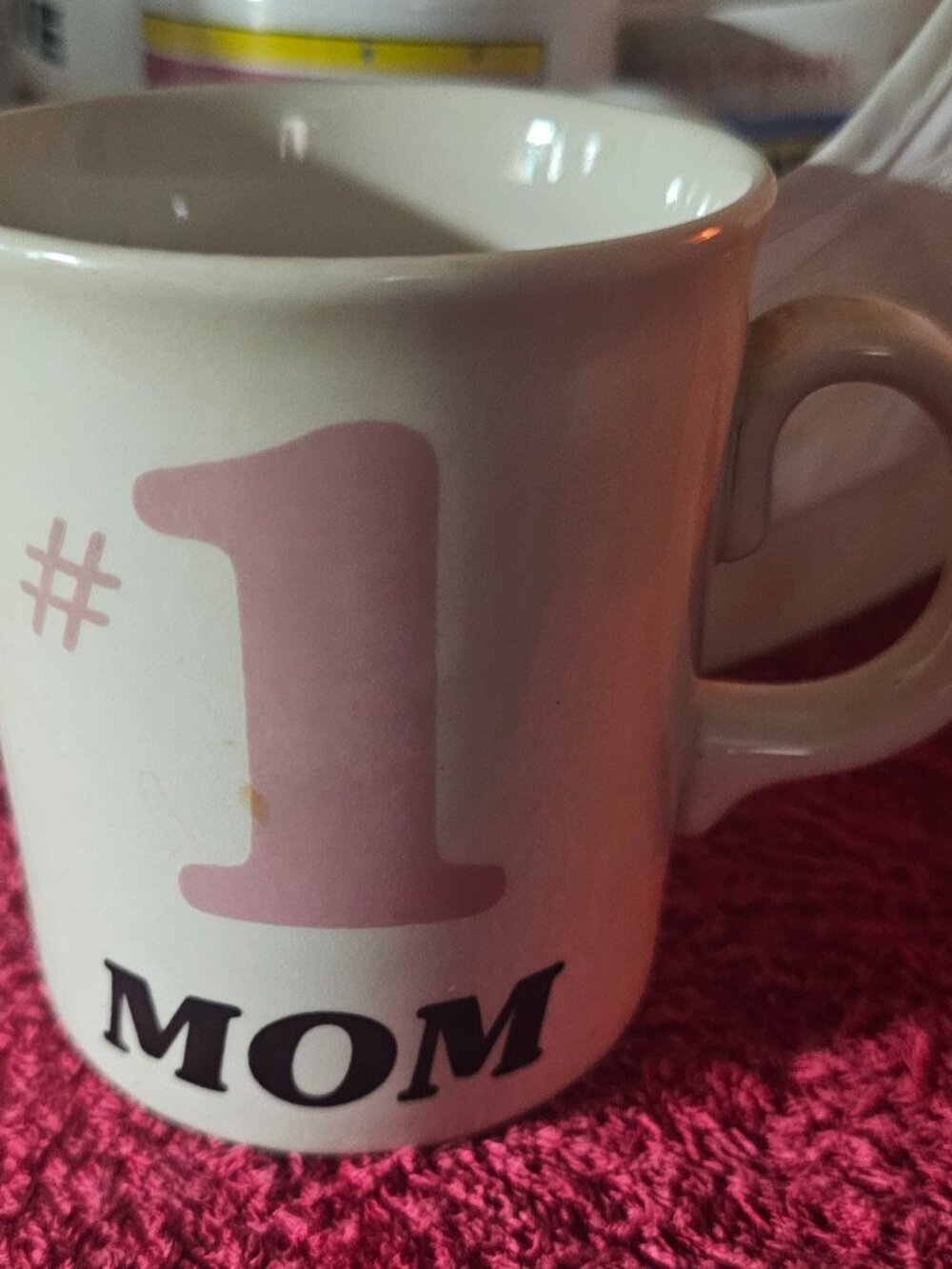 # 1 Mom Ceramic Coffee Mug - Made in England